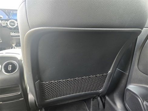 Used 2025 Mercedes-Benz GLA 250 4MATIC image 14