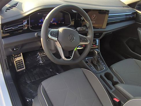 New 2026 Volkswagen Jetta Sport FWD image 9