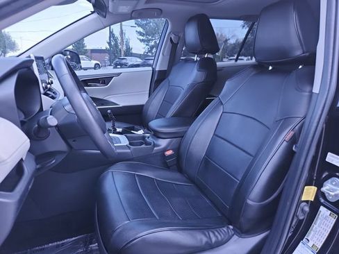Used 2020 Toyota RAV4 XLE w/ Convenience Package AWD/4WD image 11