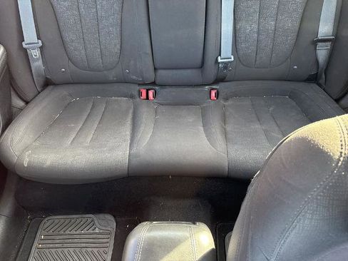 Used 2015 Chrysler 200 Limited w/ Convenience Group image 12