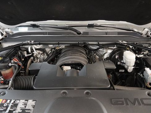 Used 2018 GMC Yukon Denali image 19