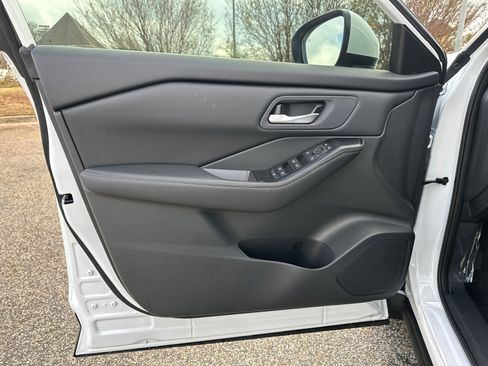 New 2026 Nissan Rogue SV w/ Cold Weather Package image 10