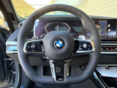 New 2026 BMW 740i w/ Executive Package image 23