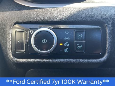 Used 2023 Ford Explorer XLT w/ Equipment Group 202A AWD/4WD image 19