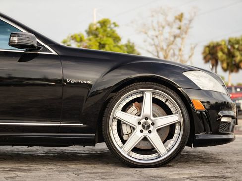 Used 2011 Mercedes-Benz S 63 AMG w/ AMG Performance Pkg image 7