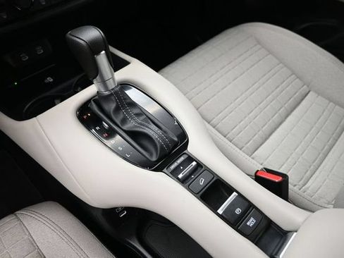 Used 2026 Honda HR-V LX image 30