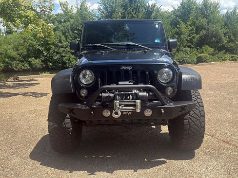 Used 2016 Jeep Wrangler Unlimited Sport w/ Quick Order Package 24S AWD/4WD image 13