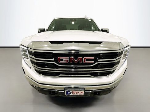 New 2026 GMC Sierra 1500 SLT RWD image 2