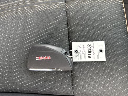 Used 2025 GMC Canyon AT4 w/ Nightfall Edition image 22