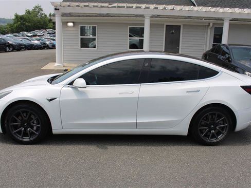 Used 2018 Tesla Model 3 Long Range AWD/4WD image 4