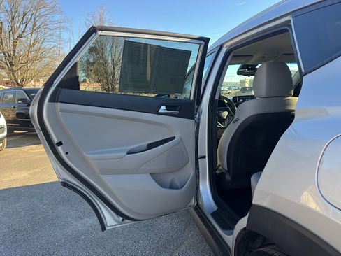 Used 2019 Hyundai Tucson Value image 19