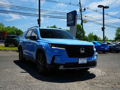 Used 2025 Honda Pilot TrailSport