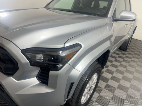 Used 2024 Toyota Tacoma SR5 image 12
