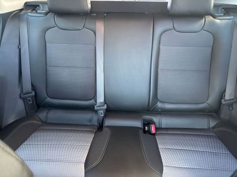 Used 2025 Chevrolet Trax LT image 34