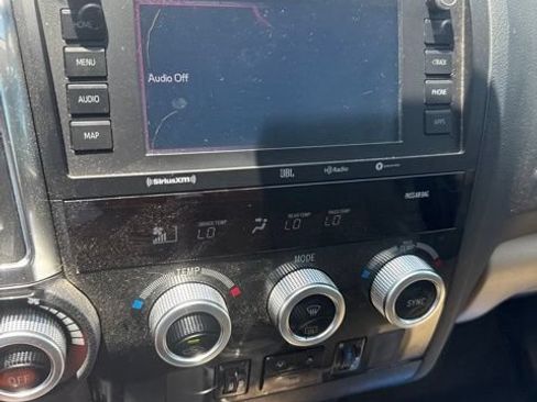 Used 2021 Toyota Sequoia Platinum AWD/4WD image 10