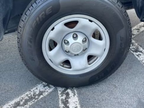 Used 2020 Toyota Tacoma SR RWD image 30