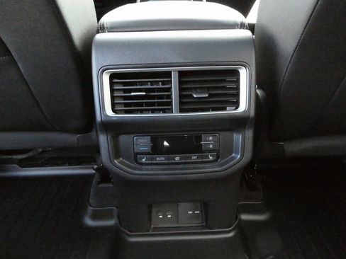 New 2026 Volkswagen Atlas SEL Premium R-Line image 40