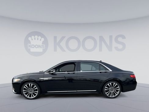 Used 2018 Lincoln Continental Reserve w/ Continental Climate Package image 2