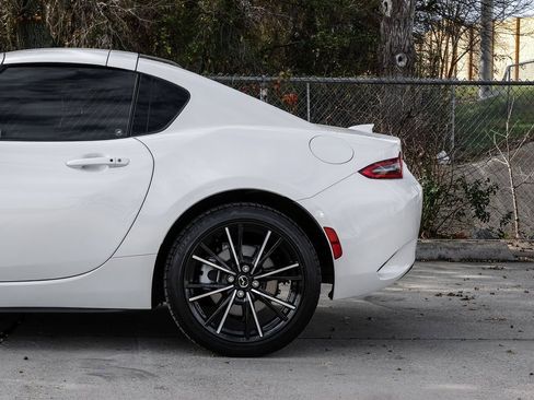 Used 2025 MAZDA MX-5 Miata RF Grand Touring image 36