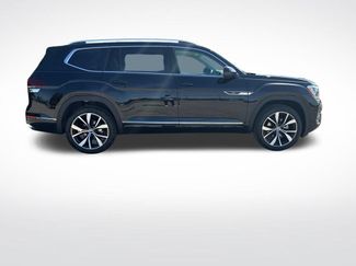 New 2026 Volkswagen Atlas SEL Premium R-Line AWD/4WD video 2