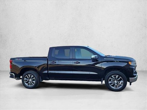 Certified 2025 Chevrolet Silverado 1500 LT AWD/4WD image 4