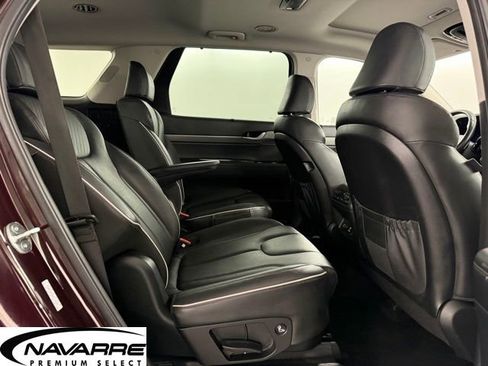 Used 2024 Hyundai Palisade SEL w/ Premium Package image 13