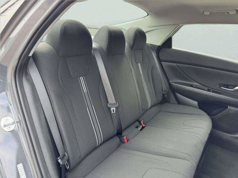 Used 2023 Hyundai Elantra SEL FWD image 49