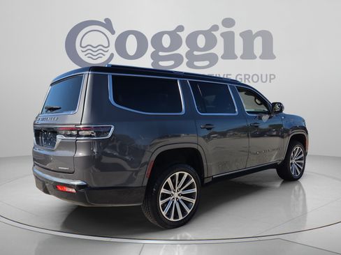 Used 2022 Jeep Grand Wagoneer Series II w/ Convenience Group III AWD/4WD image 5