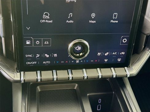New 2026 GMC Acadia AT4 w/ Luxury Package AWD/4WD image 11