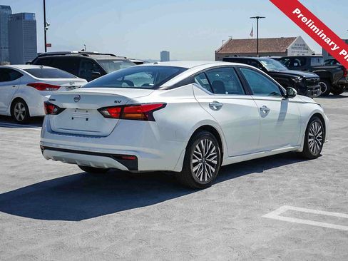 Used 2023 Nissan Altima 2.5 SV FWD image 6