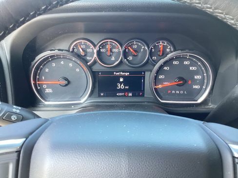 Used 2022 Chevrolet Silverado 1500 RST w/ LPO, Blackout Package AWD/4WD image 14