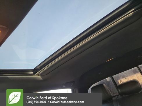 Used 2017 Toyota Tacoma TRD Off-Road image 35