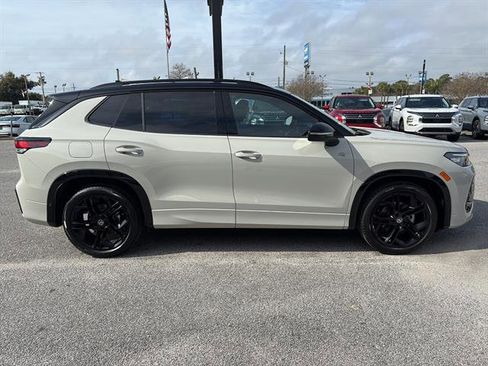 New 2026 Volkswagen Tiguan SE R-Line image 7