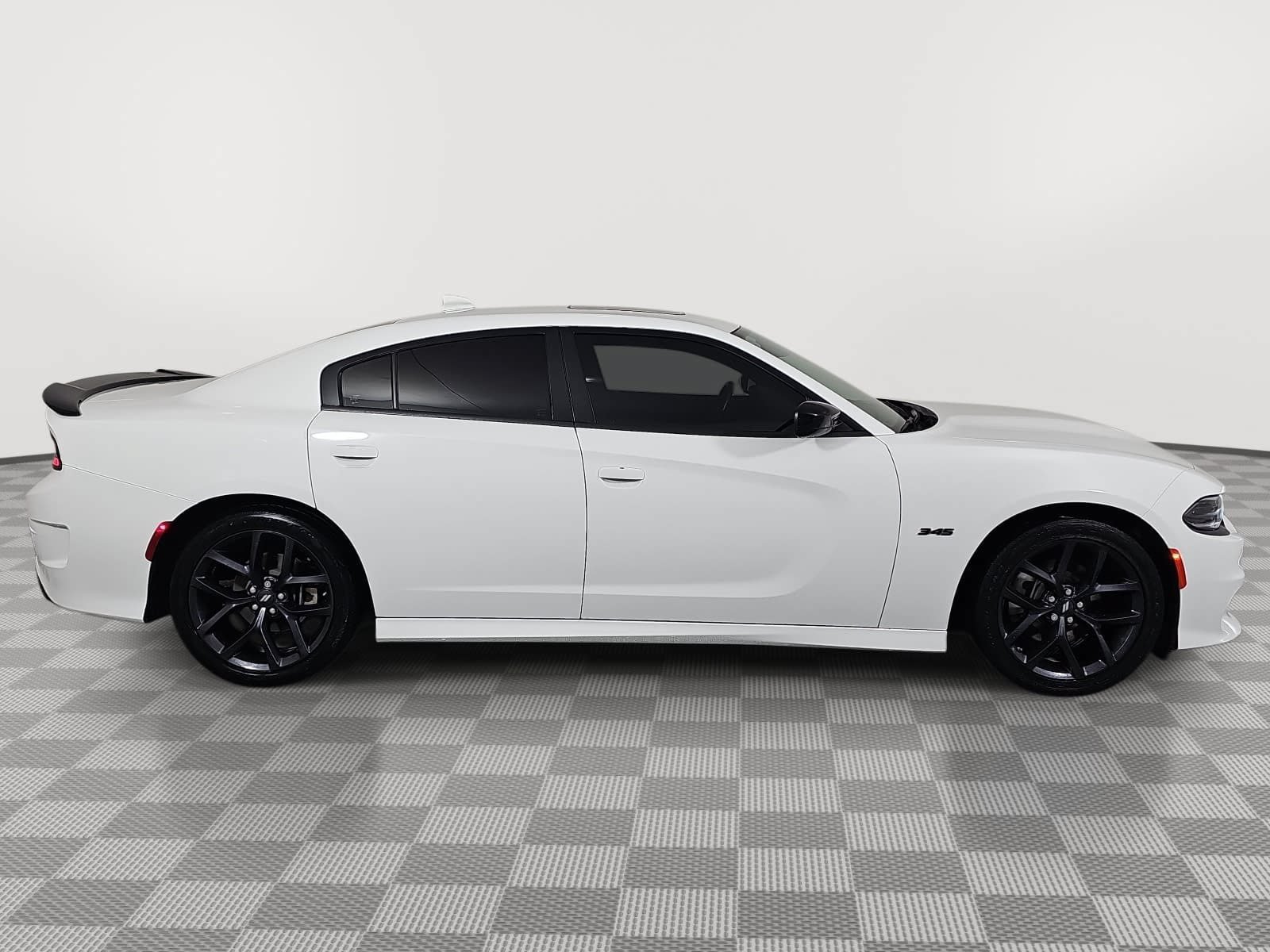 Used 2023 Dodge Charger R/T w/ Blacktop Package RWD image 9