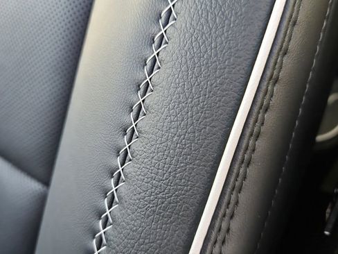 New 2026 GMC Acadia Denali w/ Super Cruise Package image 18