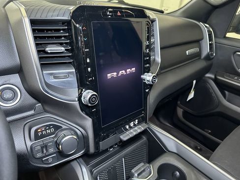 New 2026 RAM 1500 4x4 Crew Cab image 29