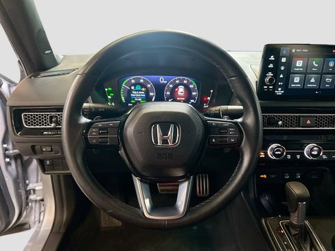 Used 2025 Honda Civic Sport image 11