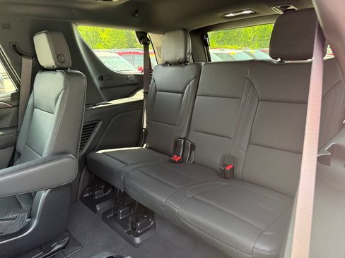 Used 2023 Chevrolet Tahoe Z71 w/ Luxury Package AWD/4WD image 36
