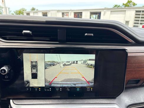 Used 2023 GMC Sierra 1500 Denali Ultimate AWD/4WD image 30