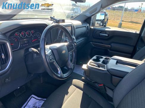 Used 2022 Chevrolet Silverado 1500 LT w/ Z71 Off-Road Package image 19