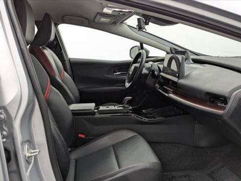 Used 2024 Toyota Prius Prime Premium w/ Advanced Technology Package FWD image 21