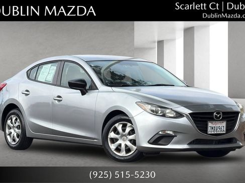 Used 2015 MAZDA MAZDA3 i SV FWD image 1