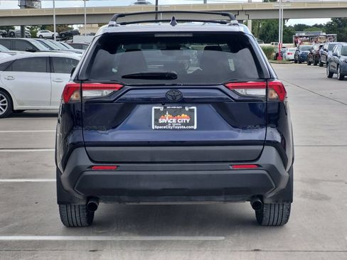 Certified 2025 Toyota RAV4 XLE Premium FWD image 5