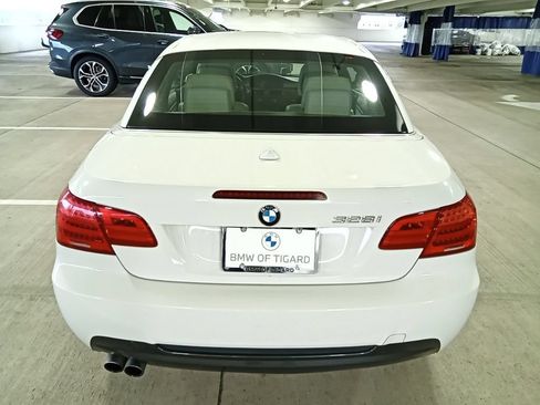 Used 2012 BMW 328i Convertible RWD image 6
