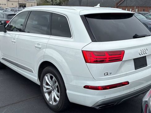 Used 2018 Audi Q7 3.0T Premium Plus w/ Premium Plus Package image 3