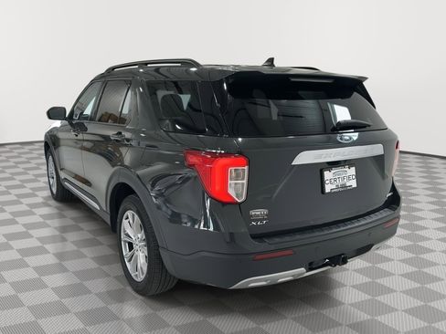 Used 2023 Ford Explorer XLT w/ Equipment Group 202A AWD/4WD image 3