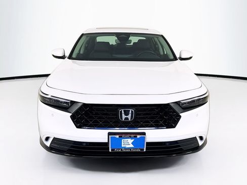 Used 2025 Honda Accord EX-L image 2
