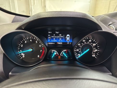 Used 2017 Ford Escape SE w/ SE Leather Comfort Package image 15