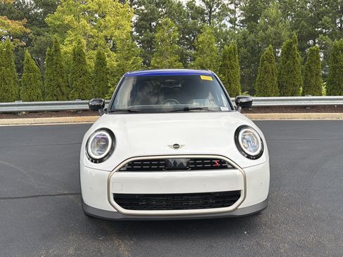 Used 2025 MINI Cooper S FWD image 10