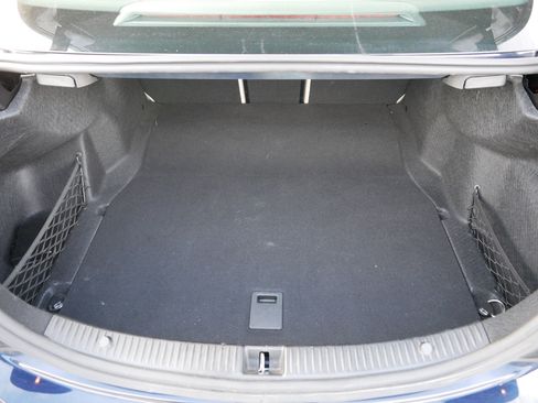 Used 2019 Mercedes-Benz C 300 4MATIC Sedan image 18